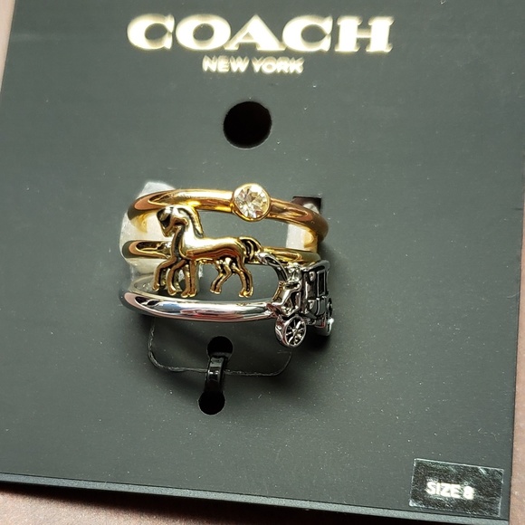 *NEW* Coach Horse And Carriage Ring Set - Picture 2 of 4